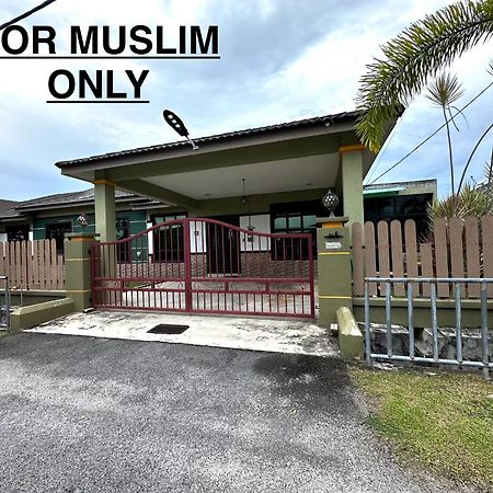 Homestay Melaka Urich Eksteriør billede