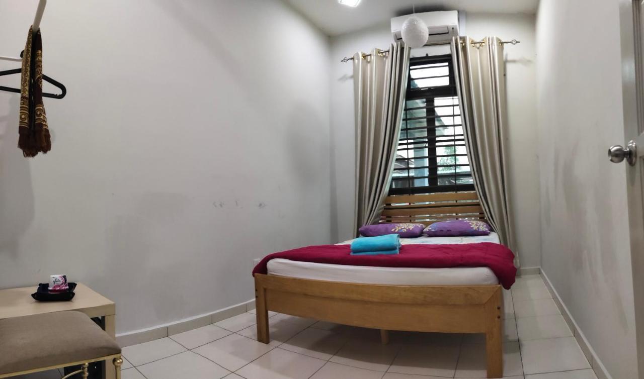 Homestay Melaka Urich Eksteriør billede